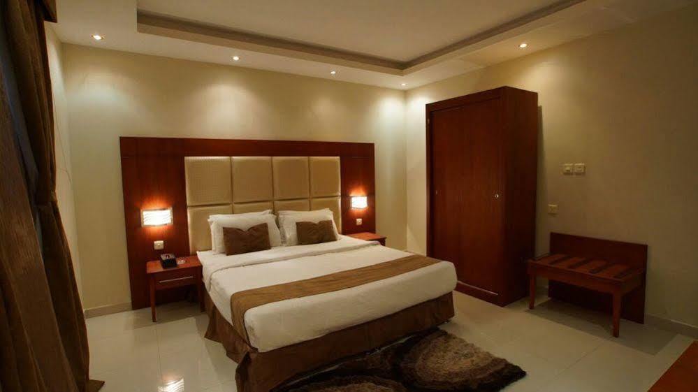 Al Muhaidb Hotel Apartments 24 Ar Riyad Esterno foto